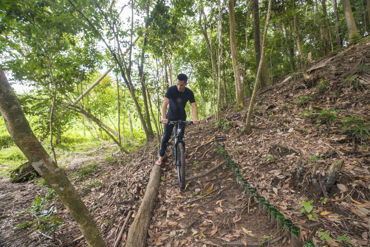 9 Huts On A Hill Hotel Kudat Exterior foto